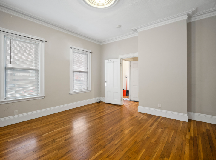 44 Cameron Ave, Teele Square