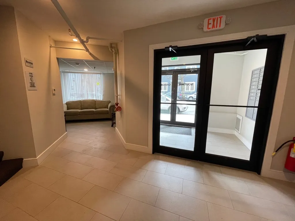 33 Ward St, South Boston