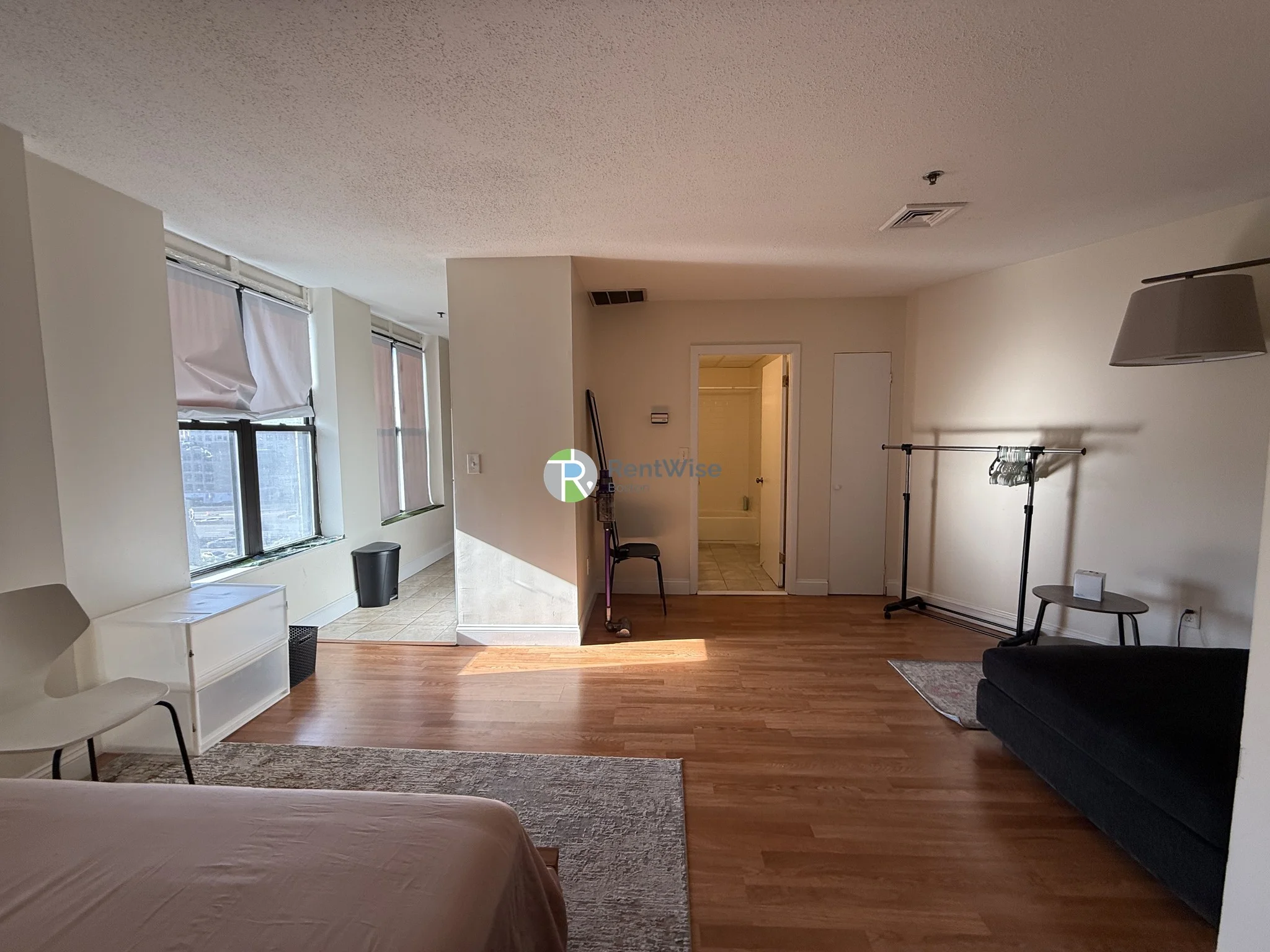 1126 Boylston St, Fenway