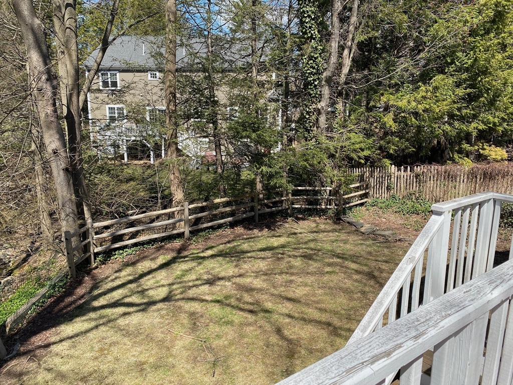 22 Cleveland Rd, Wellesley Hills