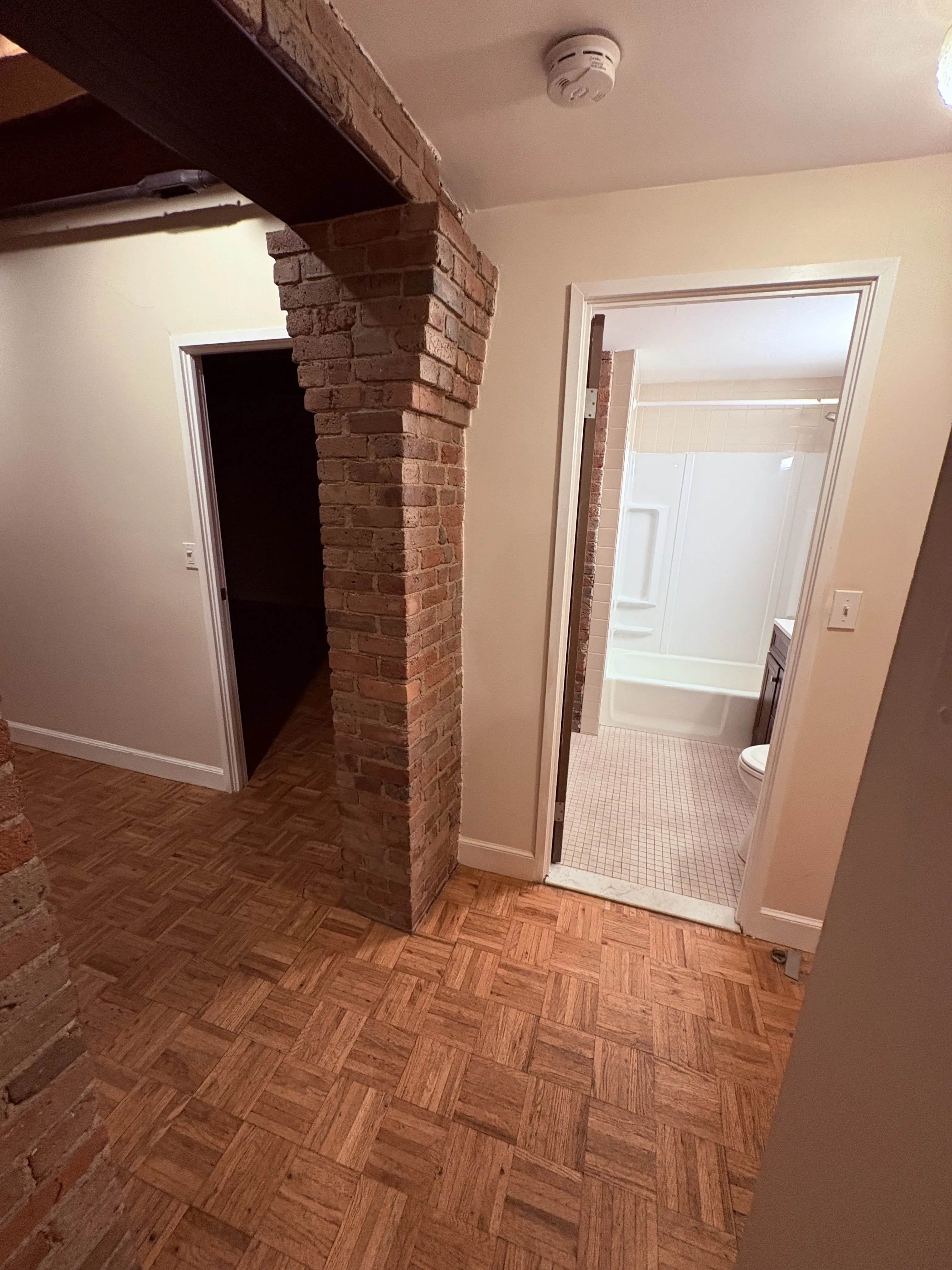 99 Fulton St, North End