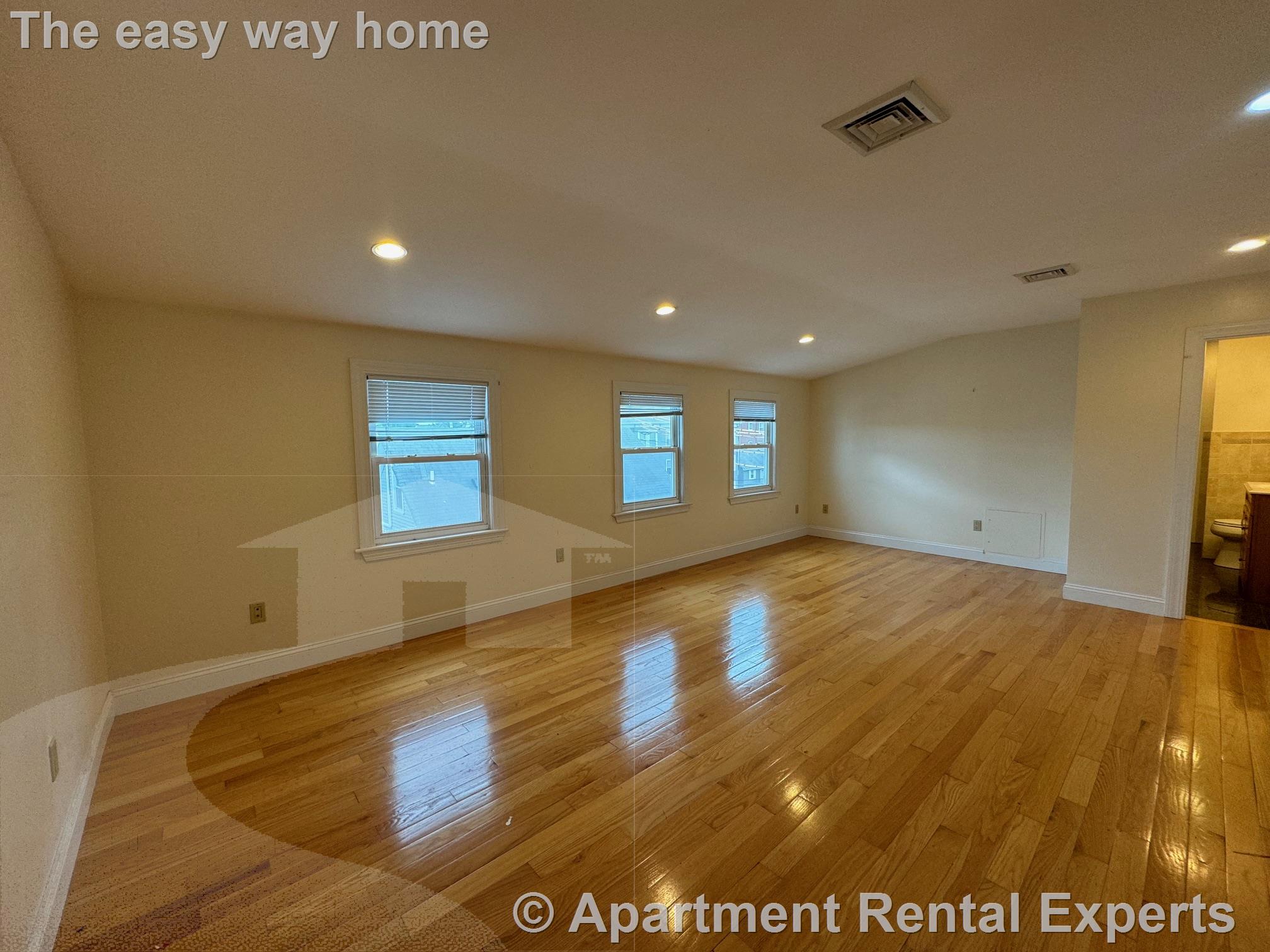 69 School St, Union Square