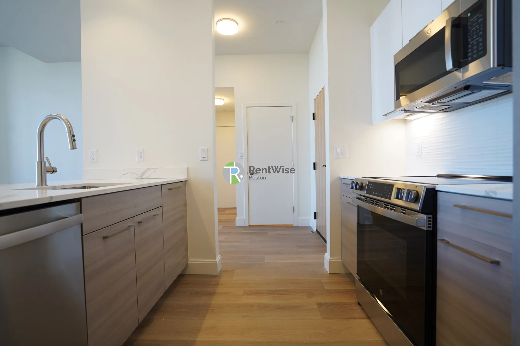 1079 Commonwealth Ave, Allston