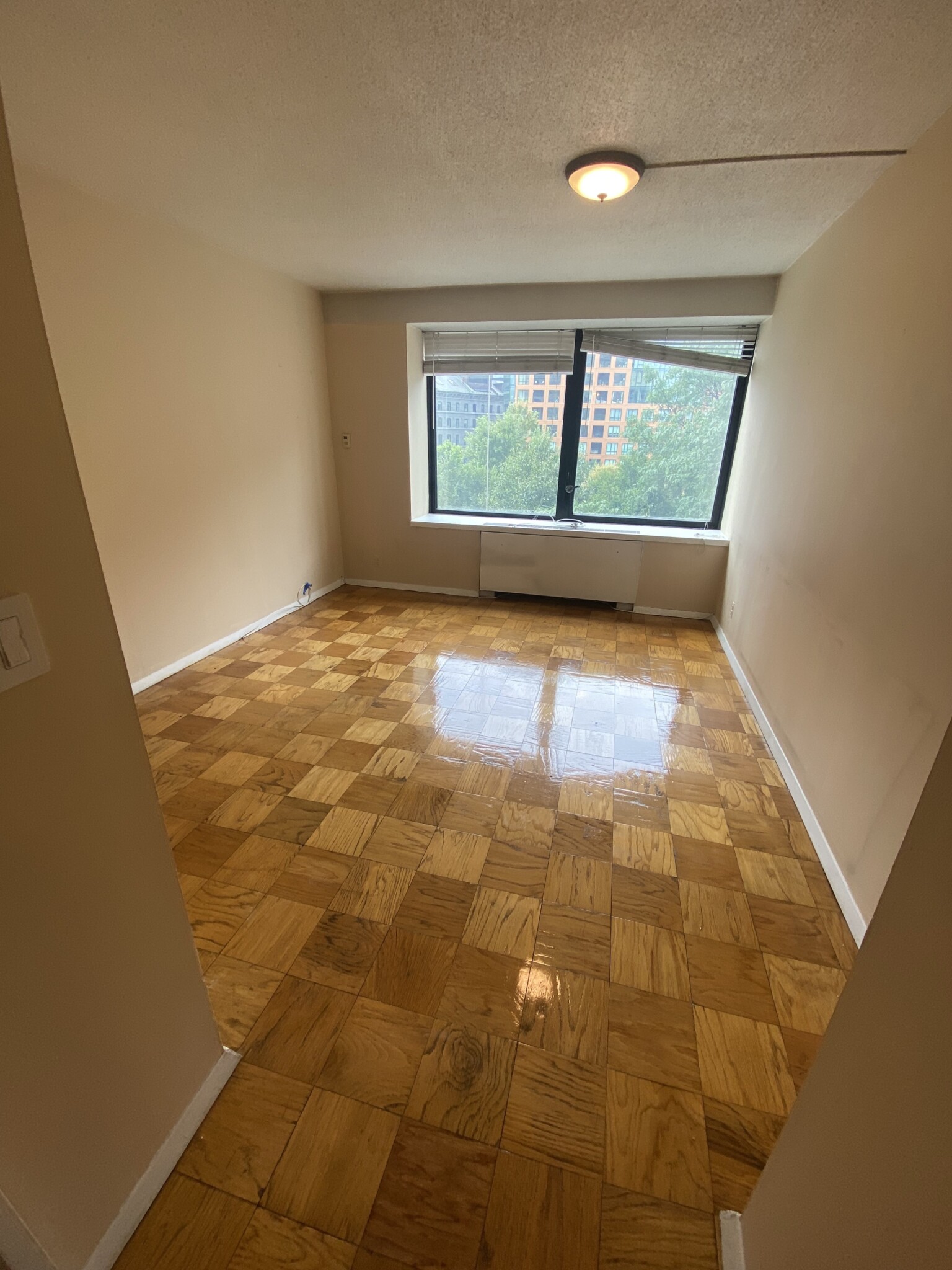 65 East India Row, Waterfront