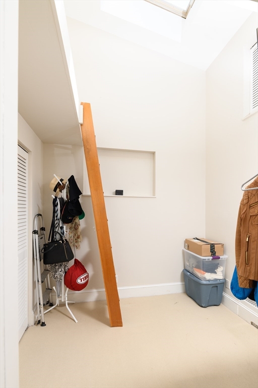 261 Marlborough St, Back Bay