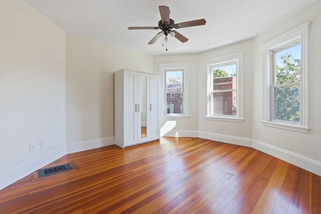 30 Tuttle St, Dorchester