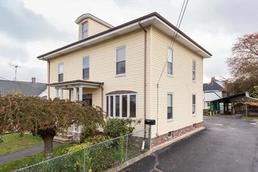 6 Clinton St, Taunton
