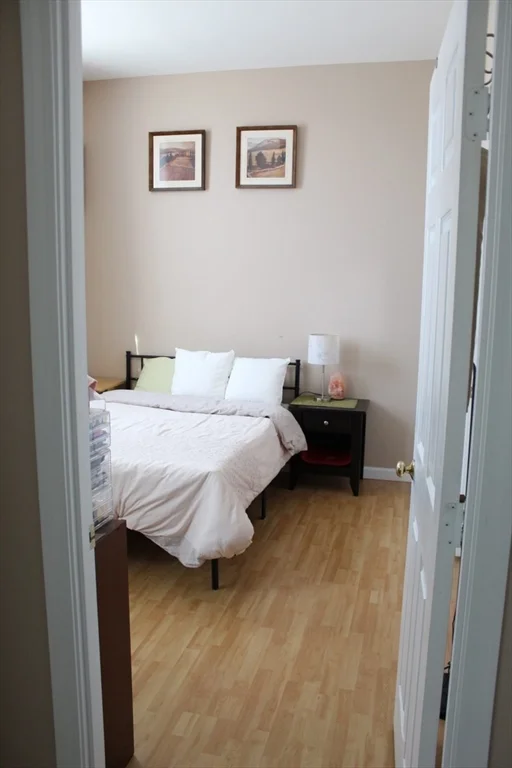 21 Linden St, Quincy