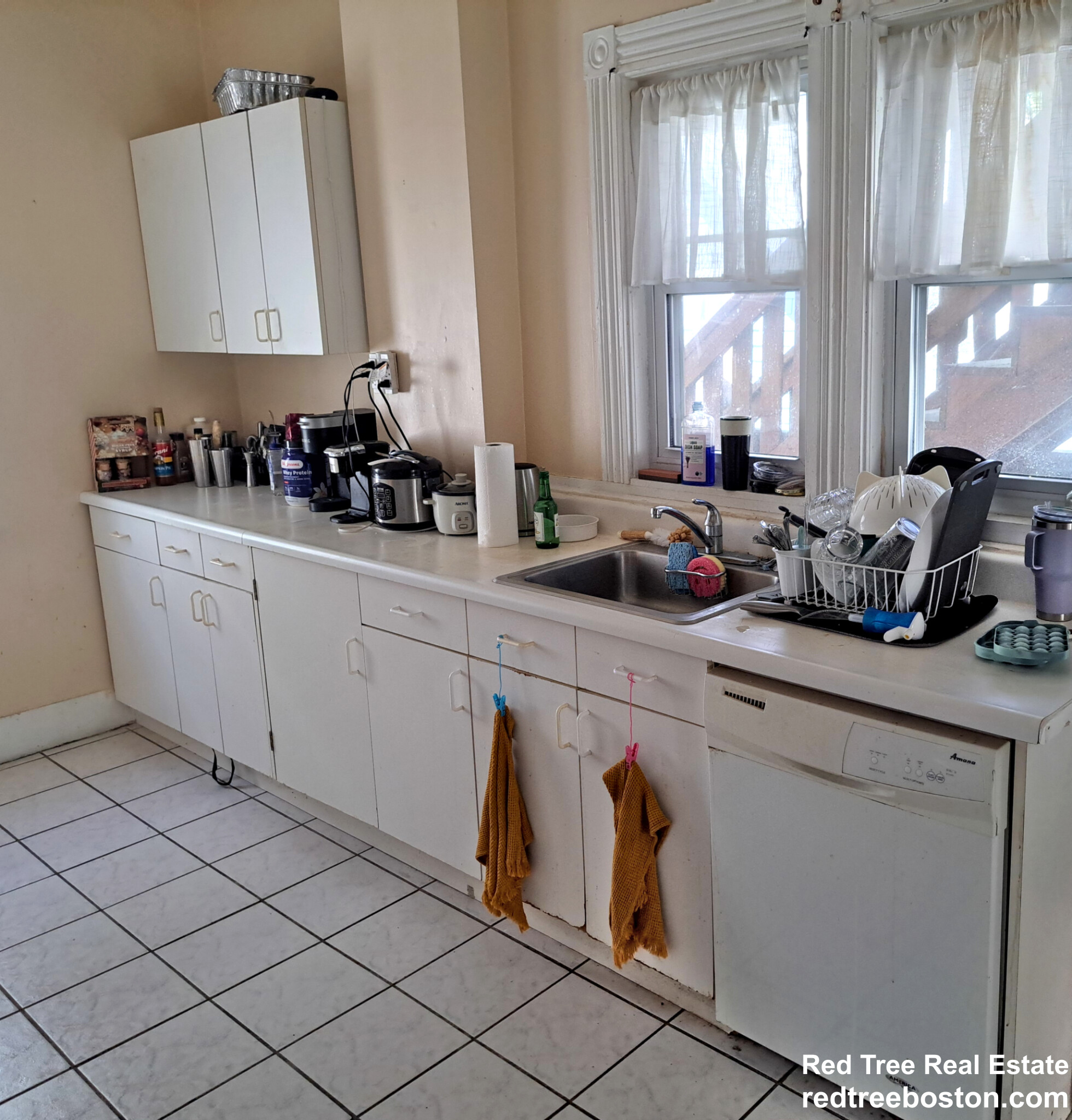 3 Washburn Ter, Brookline Village