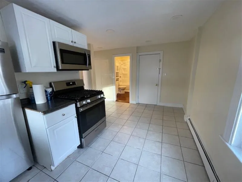 251 Central Ave, Medford