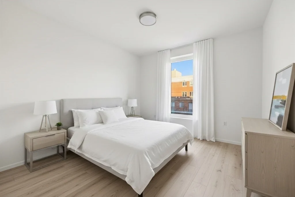 1035 Commonwealth Ave, Allston