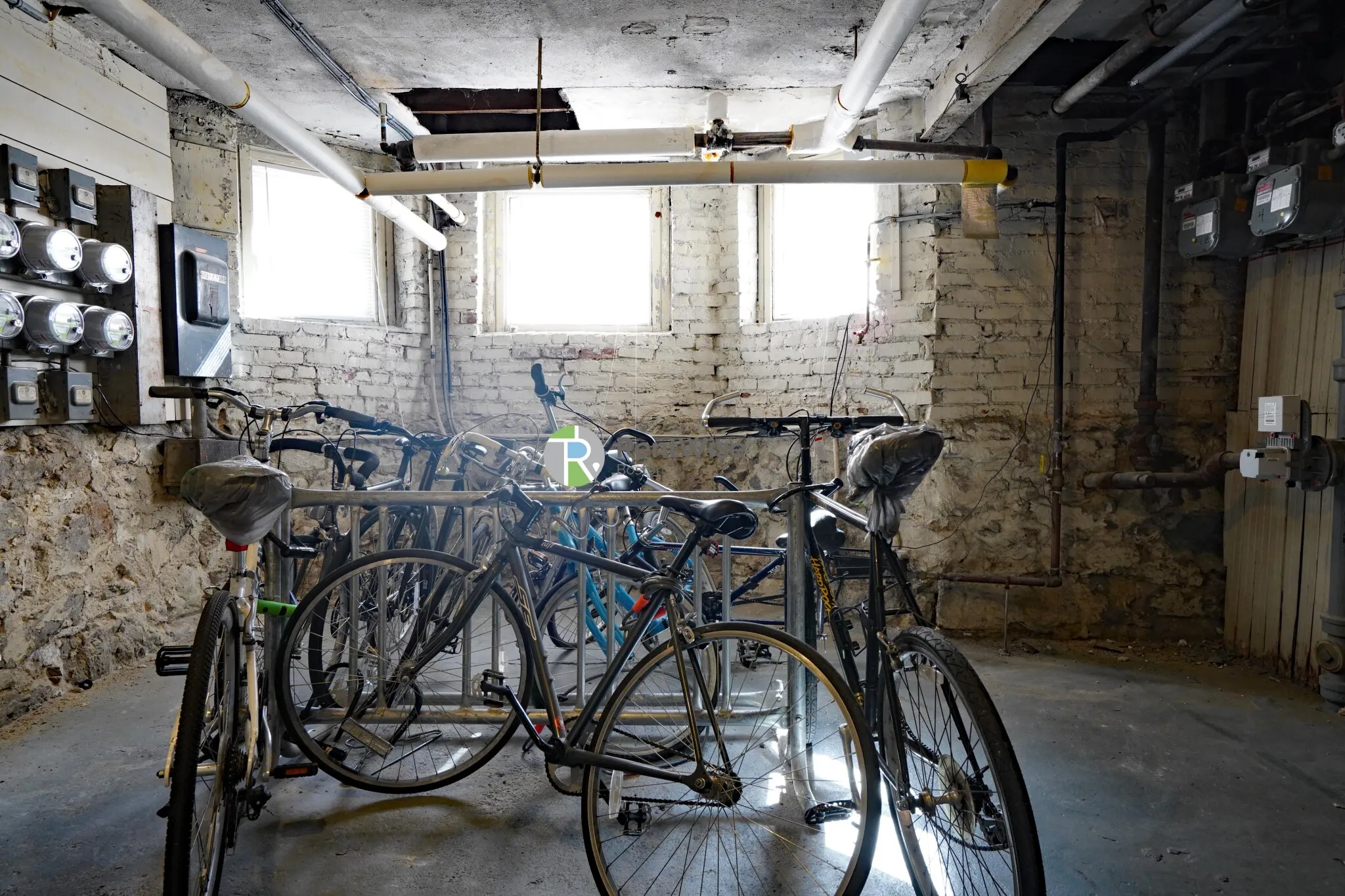 56 Gardner St, Allston