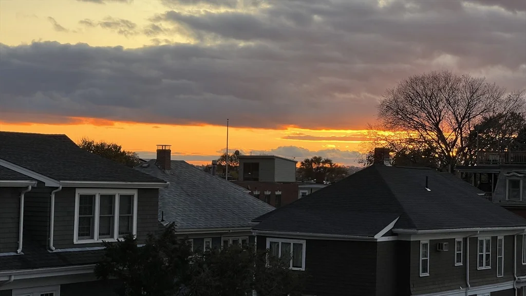 726 E 8th St, South Boston