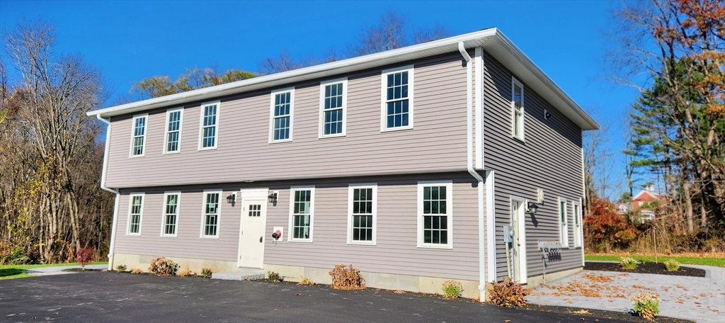 158 Hayden Rowe, Hopkinton