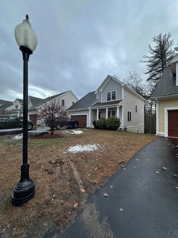 8 Cheyenne Vly, Westford