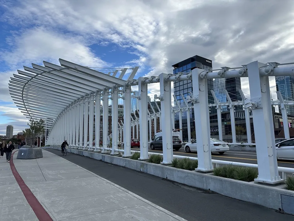 1 Hull Street Ct, North End