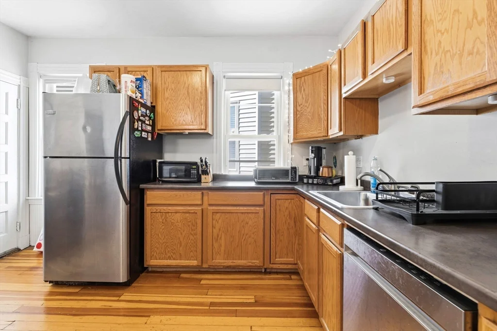 225 L St, South Boston