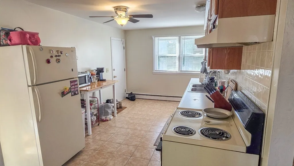 55 Wedgewood Rd, Tatnuck