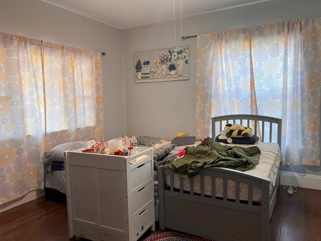 25 Rowena St, Dorchester