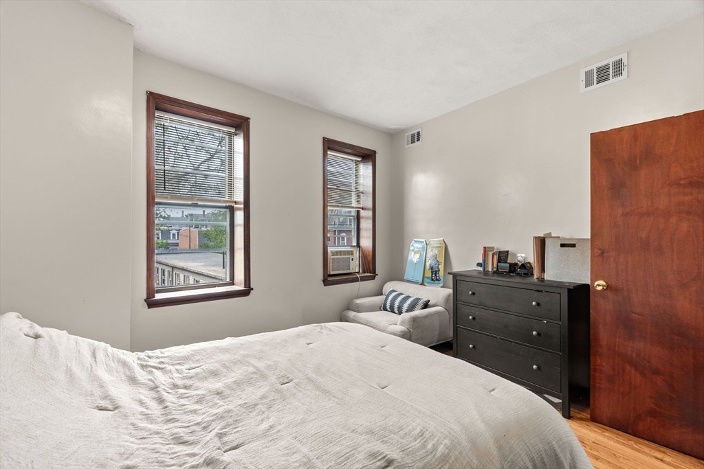 141 Emerson St, South Boston