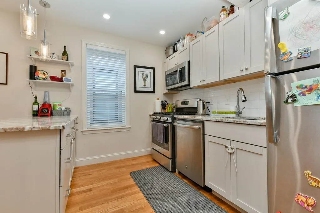 230 Saratoga St, East Boston