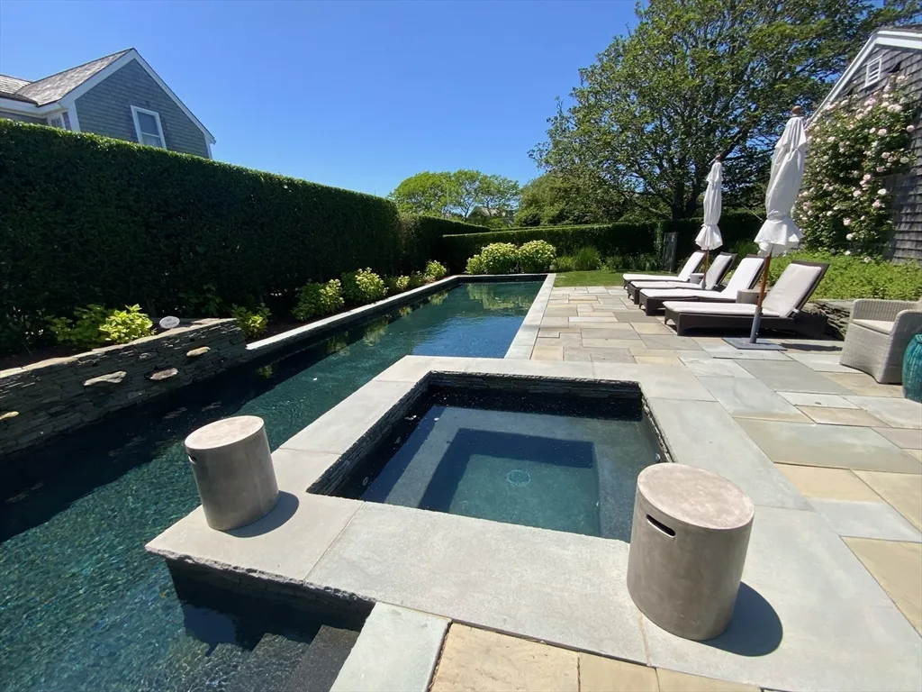 17 Burnell, Nantucket