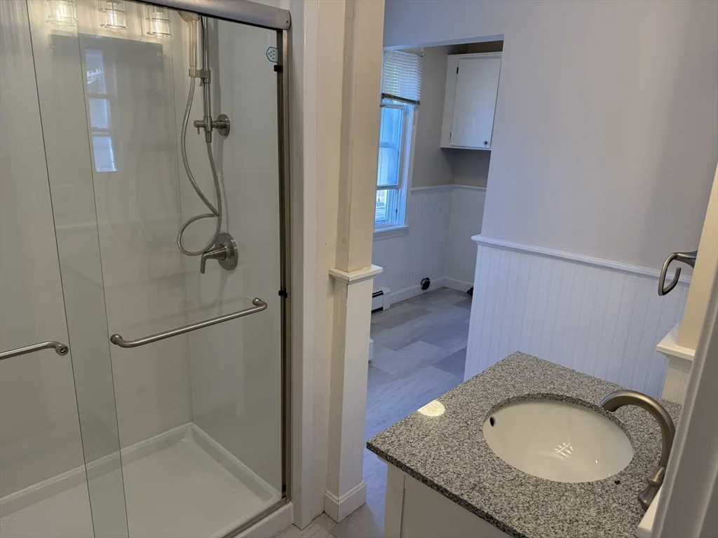 2 Fremont St, Downtown