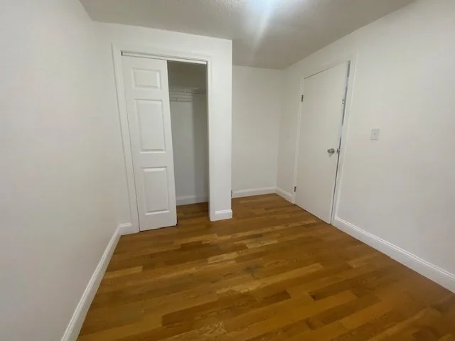 176 Ferry St, Everett