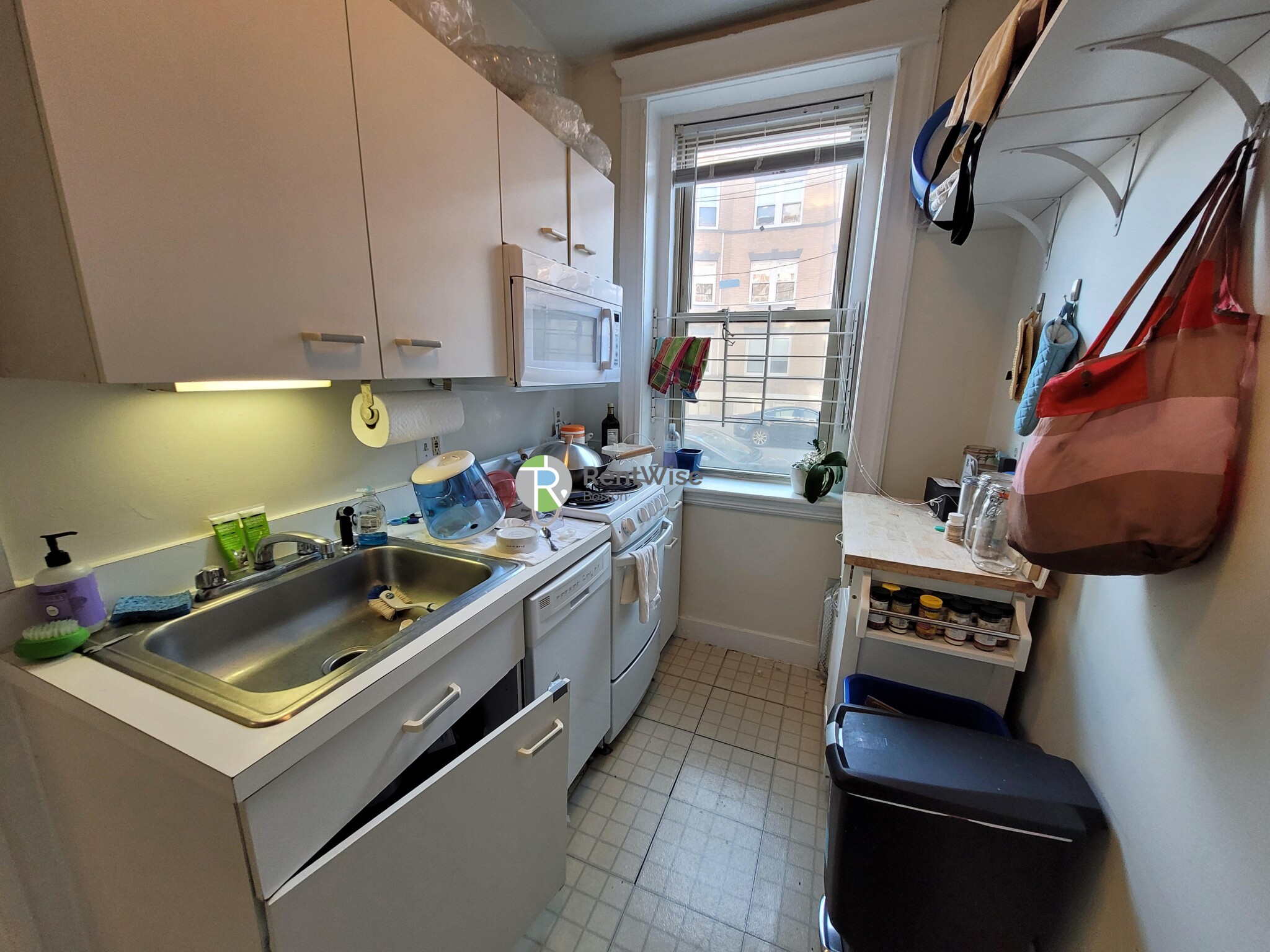 1677 Commonwealth Ave, Brighton