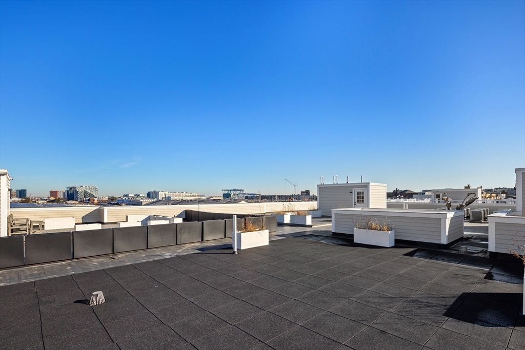 340 W 2nd St, South Boston