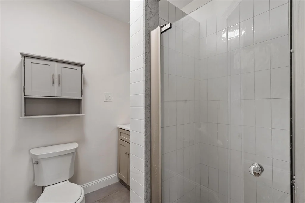 1590 Cambridge St, Mid-Cambridge