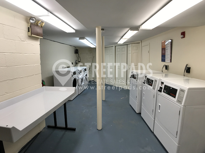 1539 Beacon St, Griggs Park