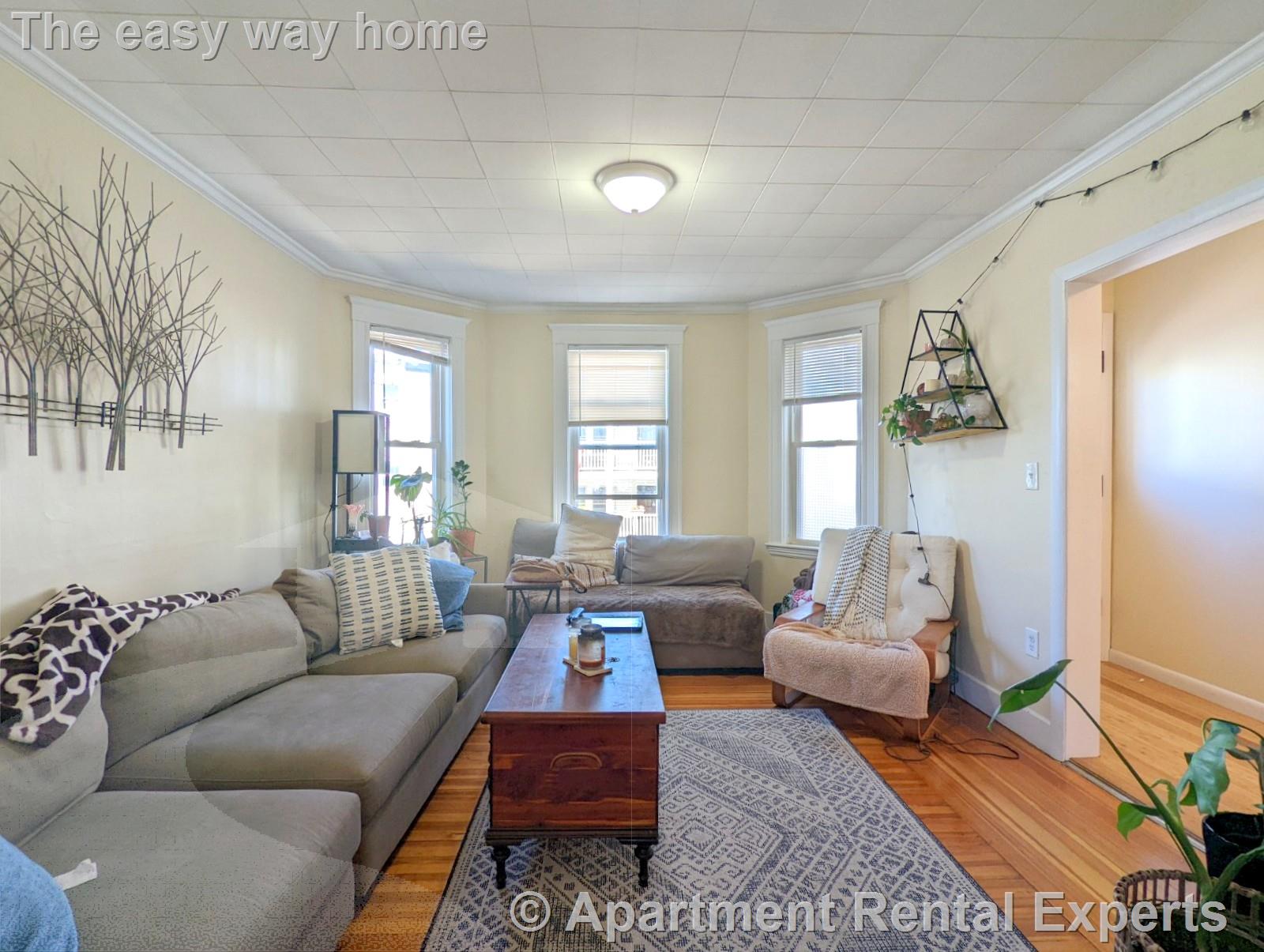 7-9 Belknap St, Teele Square