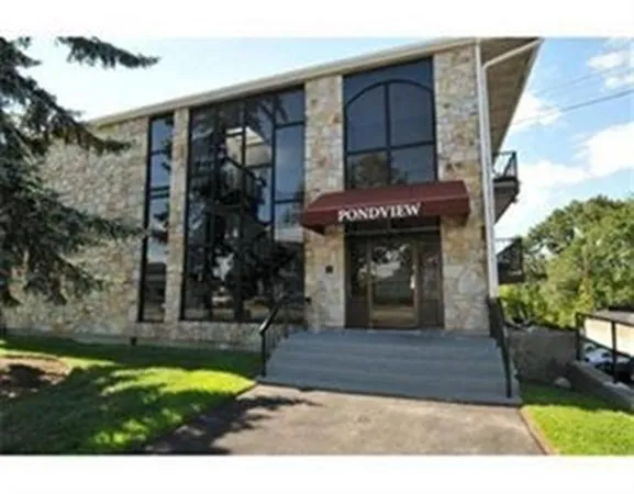 40 Cochituate, Framingham