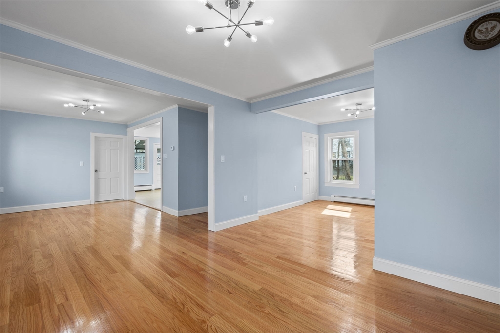 5 Fells Ave, Milford