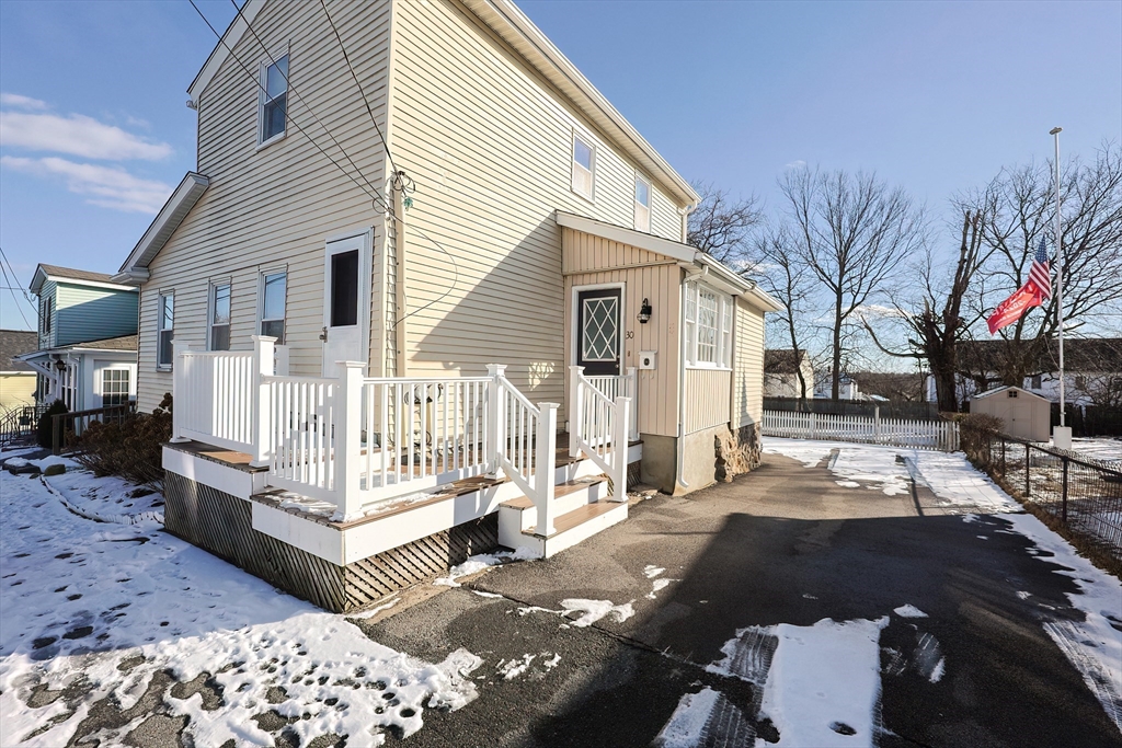 30 Lawrence St, Milford