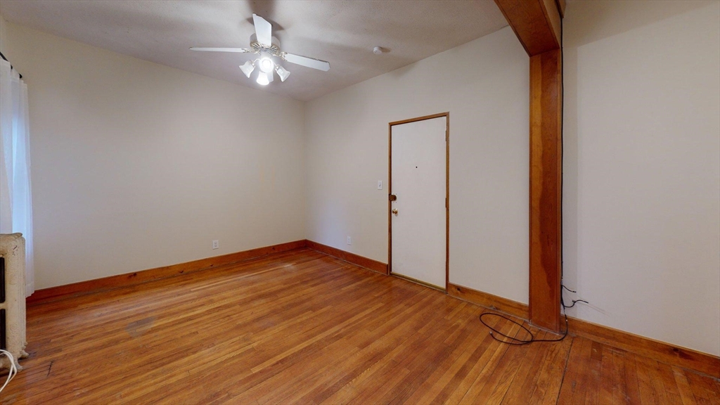 17 Green St, Coolidge Corner