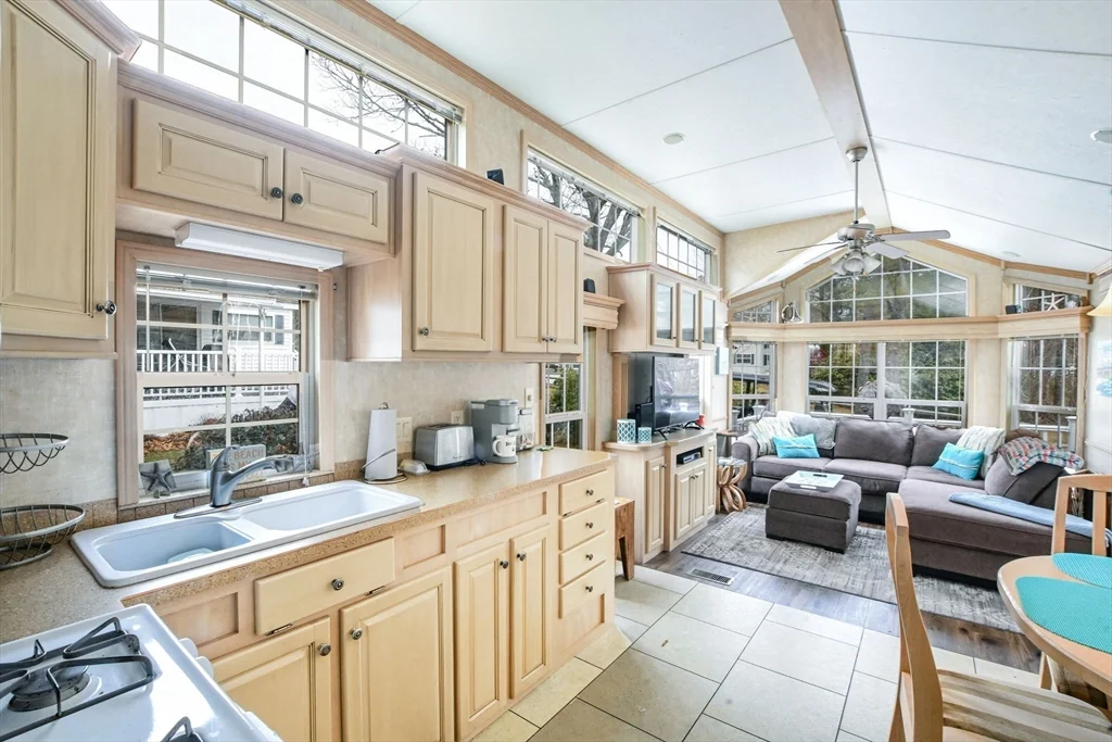 185 Cotuit Rd, Sandwich