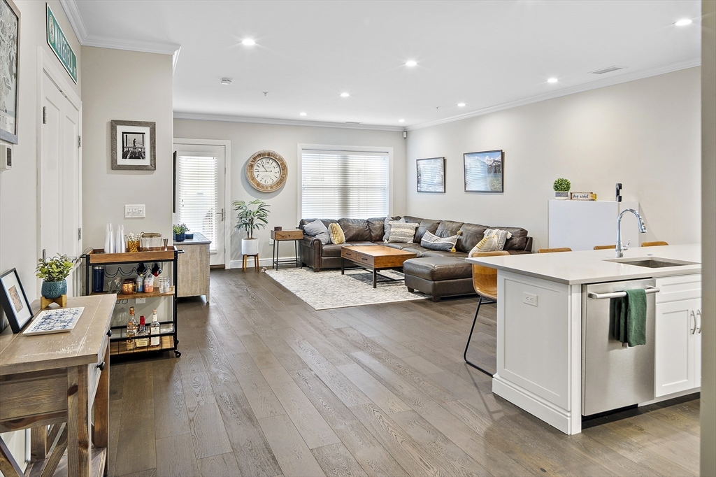 175 North Ave, Wakefield