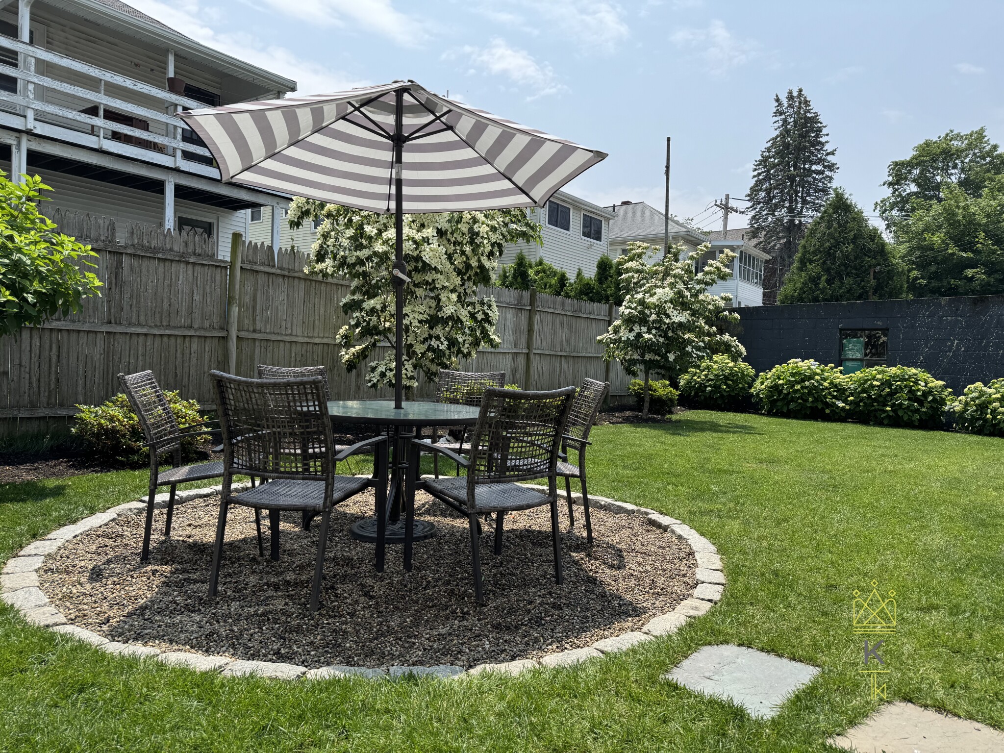 65 Davis Rd, Belmont