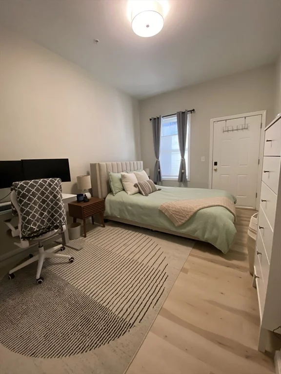 258 Bremen St, East Boston