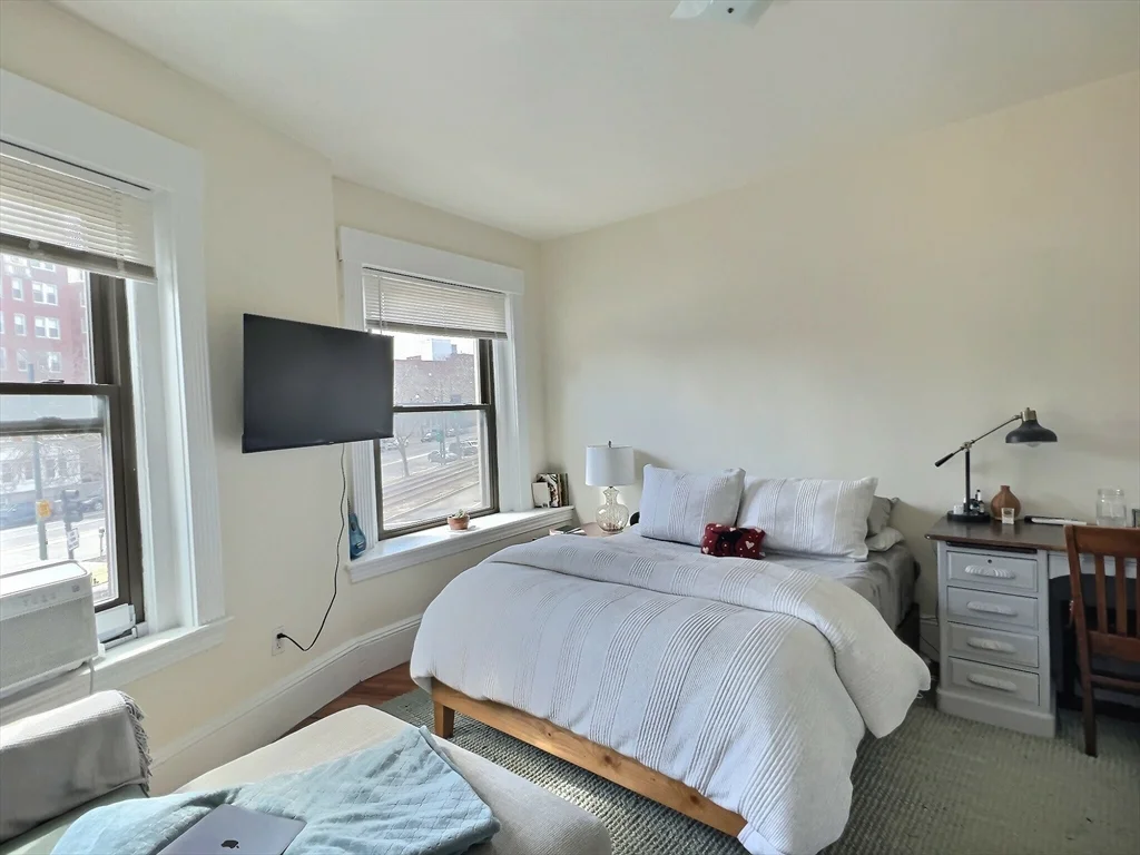 1390 Beacon, Coolidge Corner