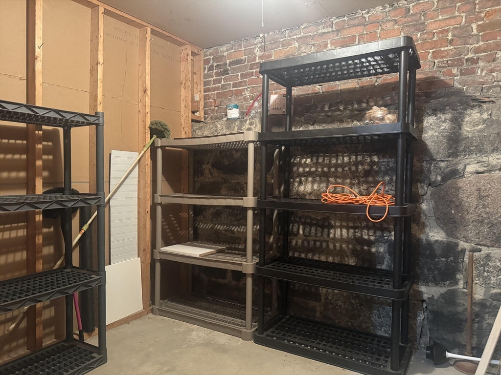 137 M St, South Boston