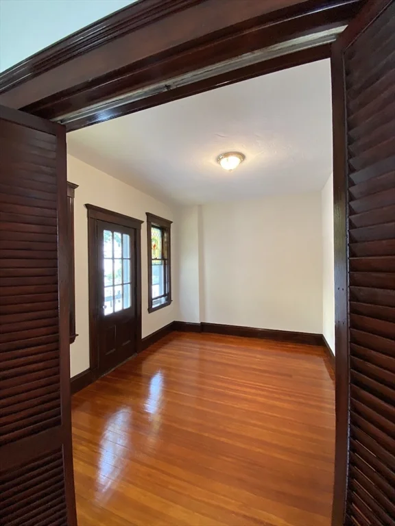 62 Liberty Ave, Powder House Square