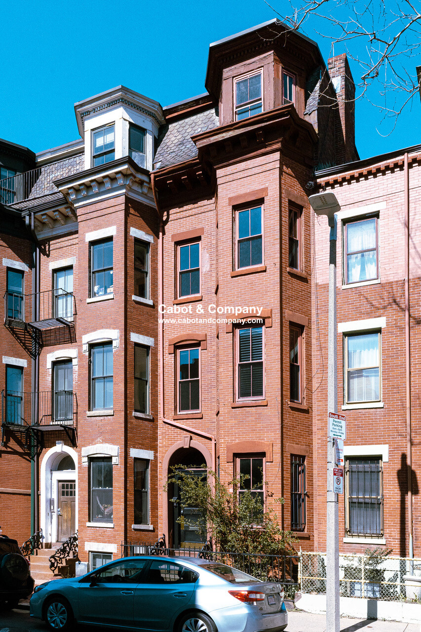 241 Northampton St, Roxbury