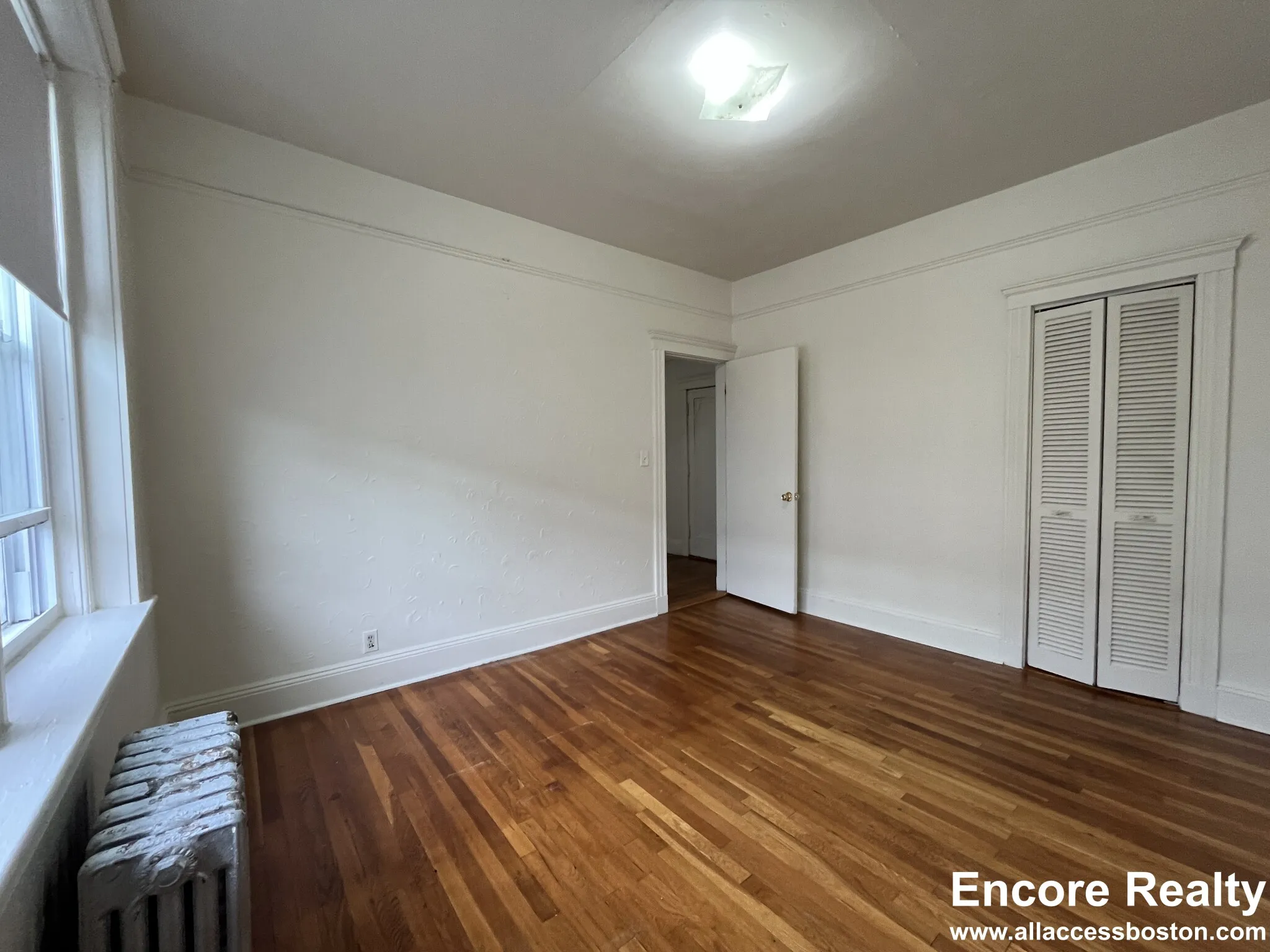 1687 Commonwealth Ave, Brighton