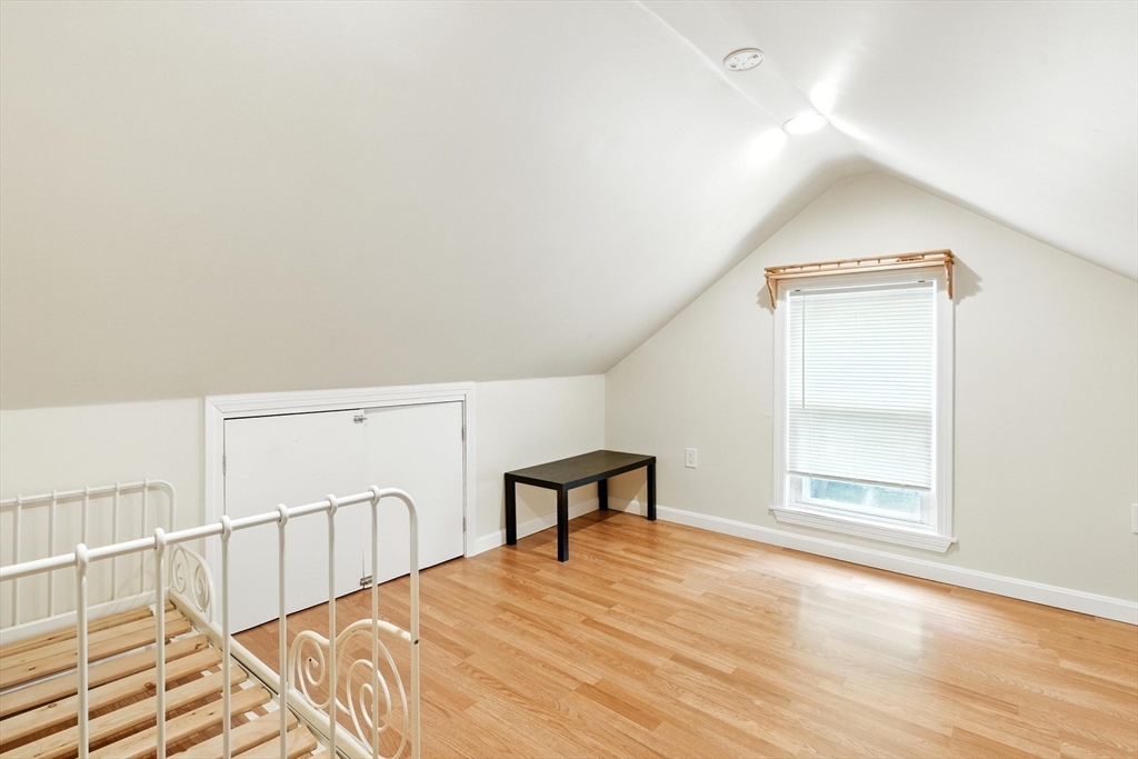 254 Park St, West Roxbury