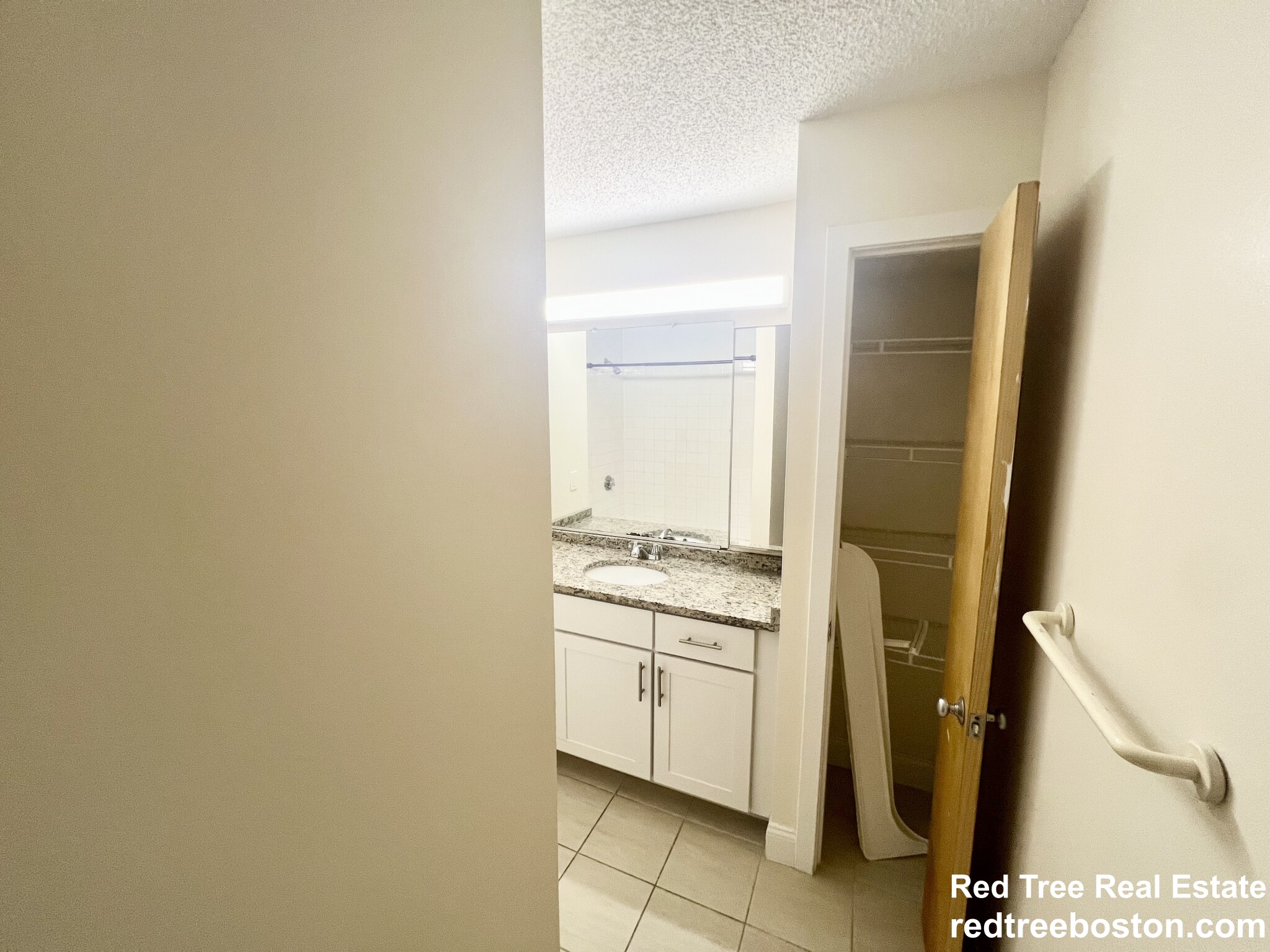 150 North Beacon St, Brighton