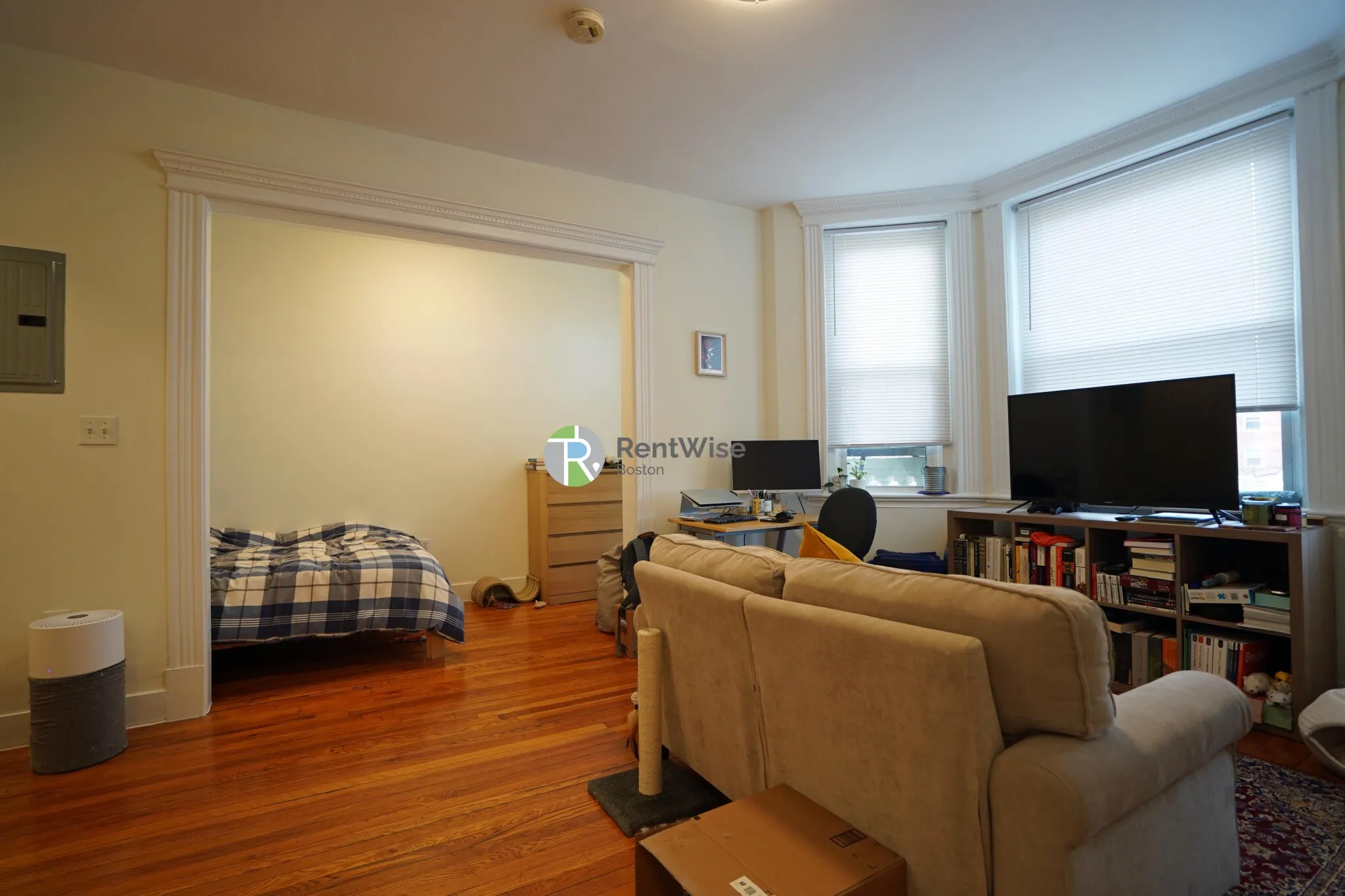 1302 Commonwealth Ave, Allston