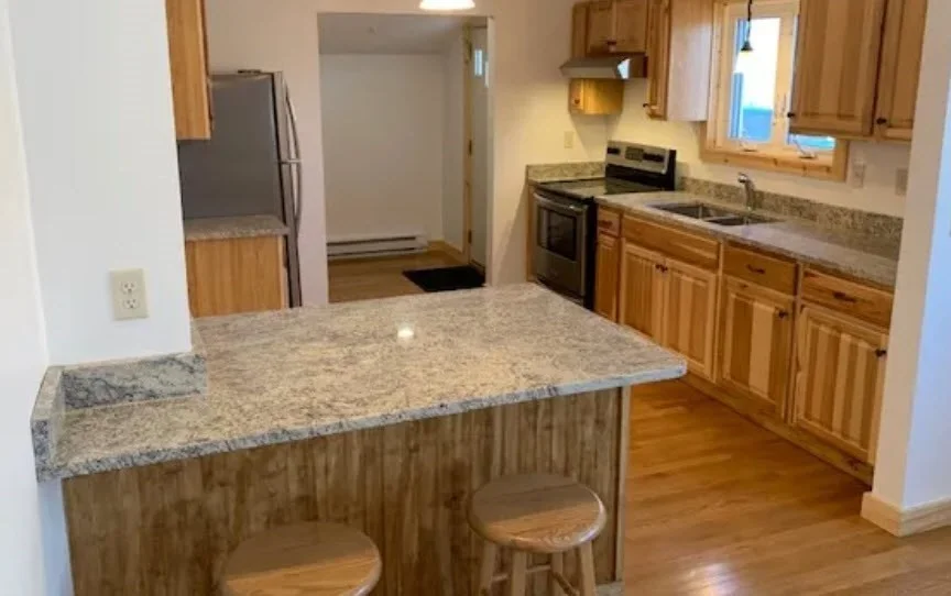 72 Russell St, Hadley